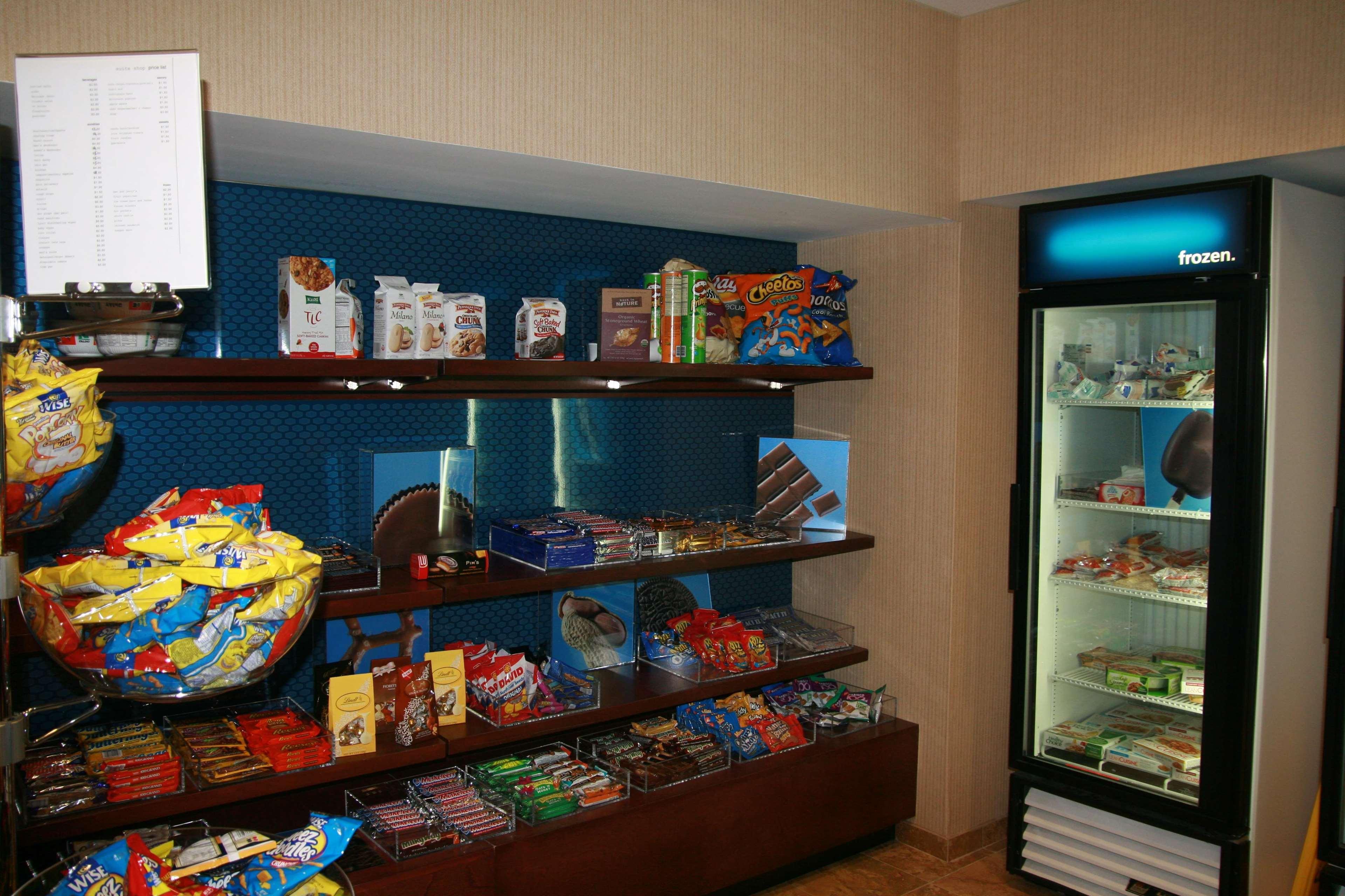 Hampton Inn & Suites Poughkeepsie Spackenkill Instalações foto